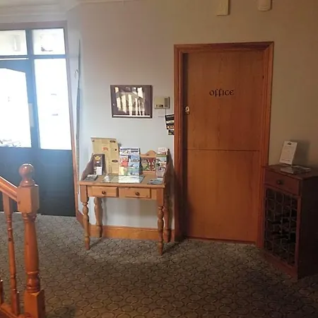 Carragh House Bed & Breakfast