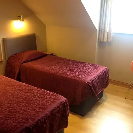 Carragh House Bed & Breakfast Castlebar